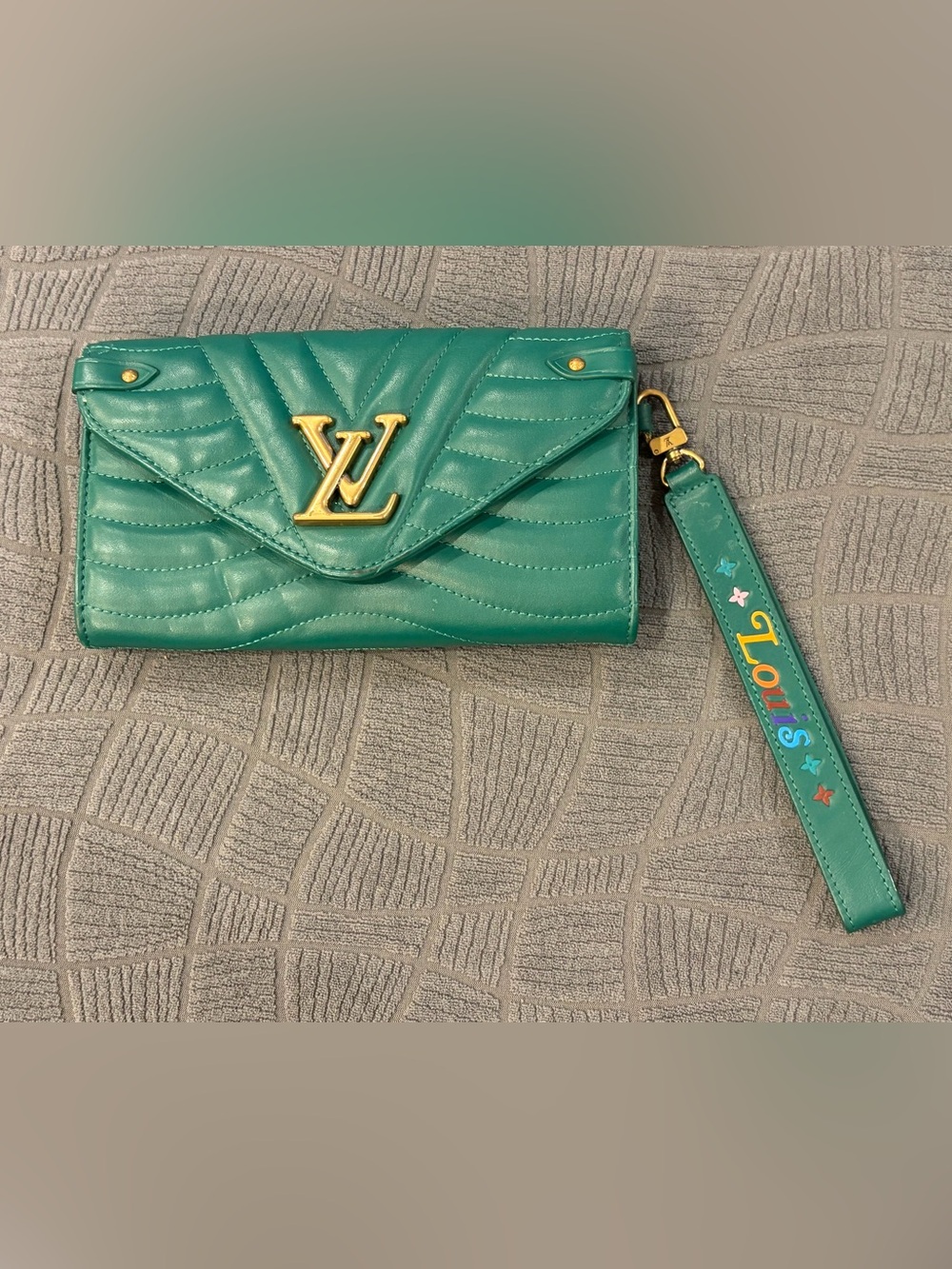 Louis Vuitton Green New Wave Rouge Bifold Long Wallet/Wristlet MI1127